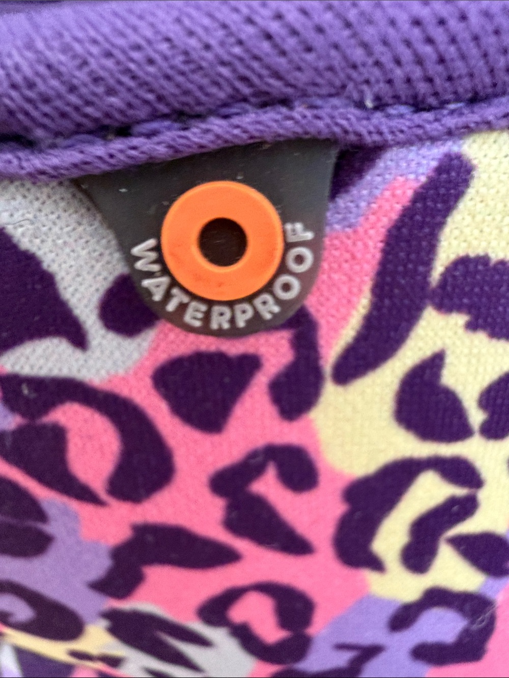 Bogs Kids Multi-Color Leopard Print Pull-On Boots With Lined Interior Toddler 8 - Picture 2 of 7